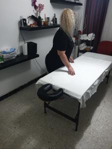 688393040: Chica busca chico en Zaragoza