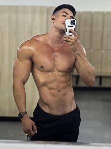 602464437: Chico busca chica en Zaragoza