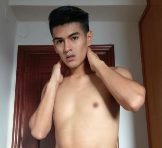 643660497: Chico busca chica en Madrid