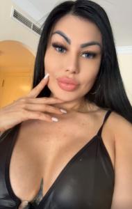 Chica busca chico en Málaga: Chica busca chico