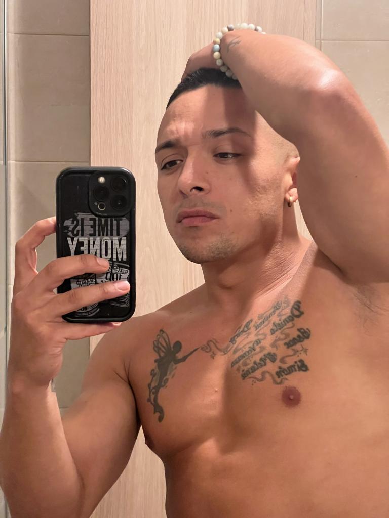 661053339: Chico busca chica en Alicante