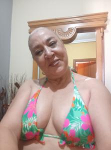 604365005: Chica busca chico en Badajoz