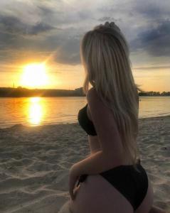 623441255: Chica busca chico en Cantabria