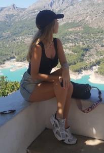 643303291: Chica busca chico en Alicante