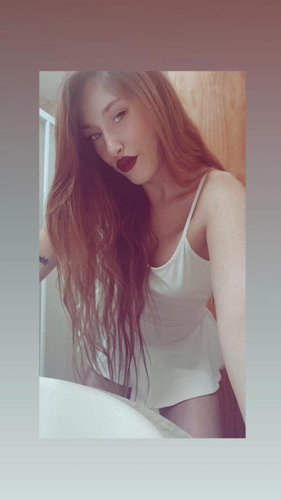 Chica busca chico en Almería: Chica busca chico