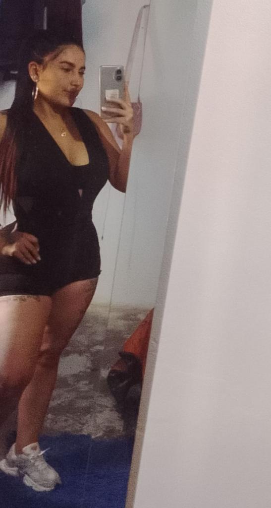 Chica busca chico en Córdoba: Chica busca chico