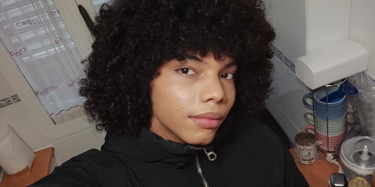 614570695: Chico busca chica en Madrid