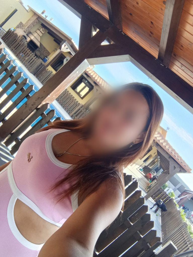 613543158: Chica busca chico en Valencia