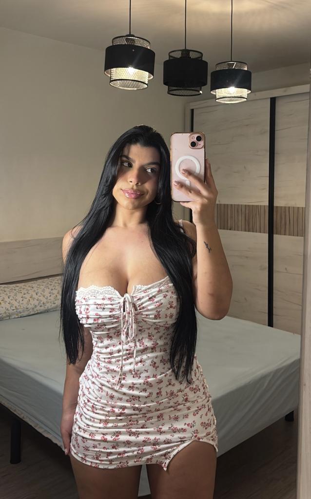 614879347: Chica busca chico en Málaga