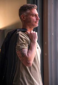 671197890: Chico busca chica en Barcelona