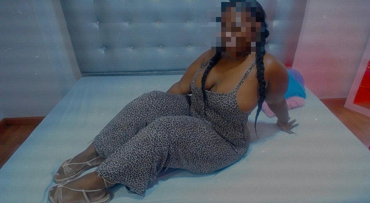 Chica busca chico en Almería: 