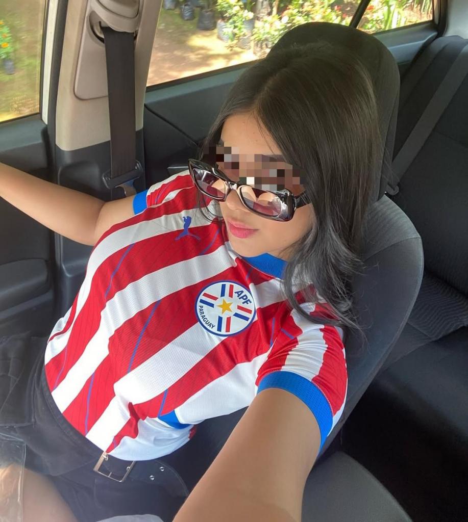 643759678: Chica busca chico en León