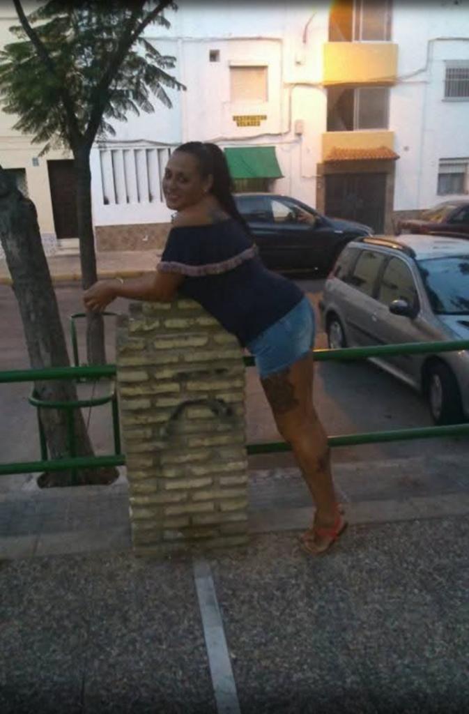 674570966: Chica busca chico en Cádiz