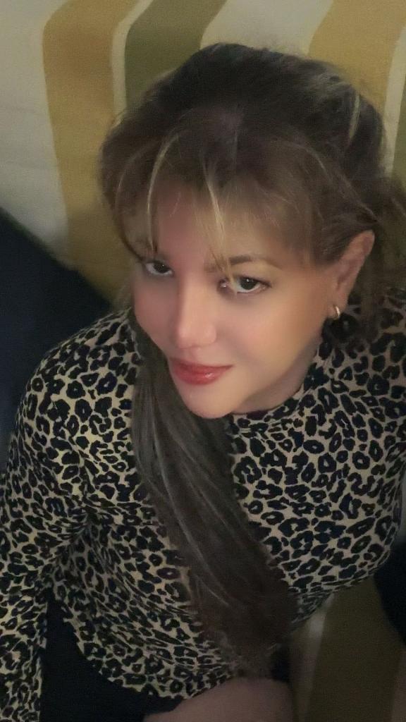 632561755: Chica busca chico en Madrid