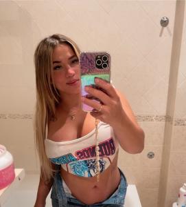 656394388: Chica busca chico en Pontevedra