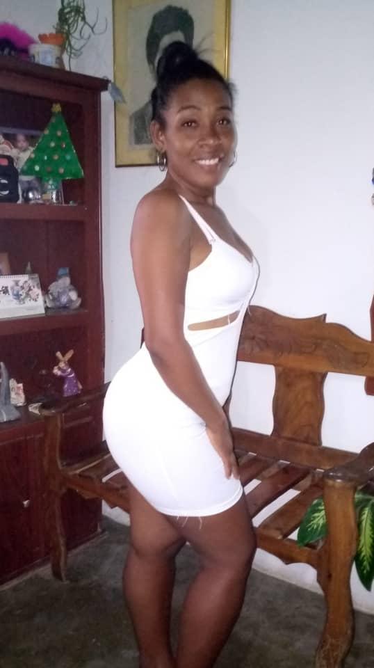 Chica busca chico en La Coruña: 