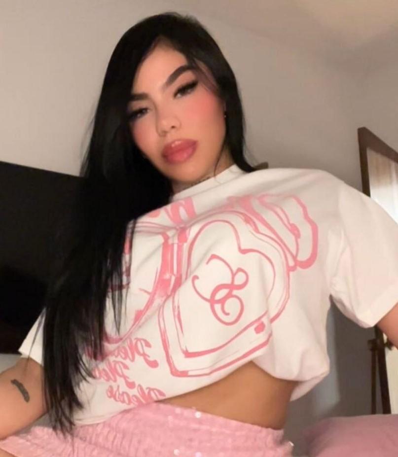 643457305: Chica busca chico en Mallorca