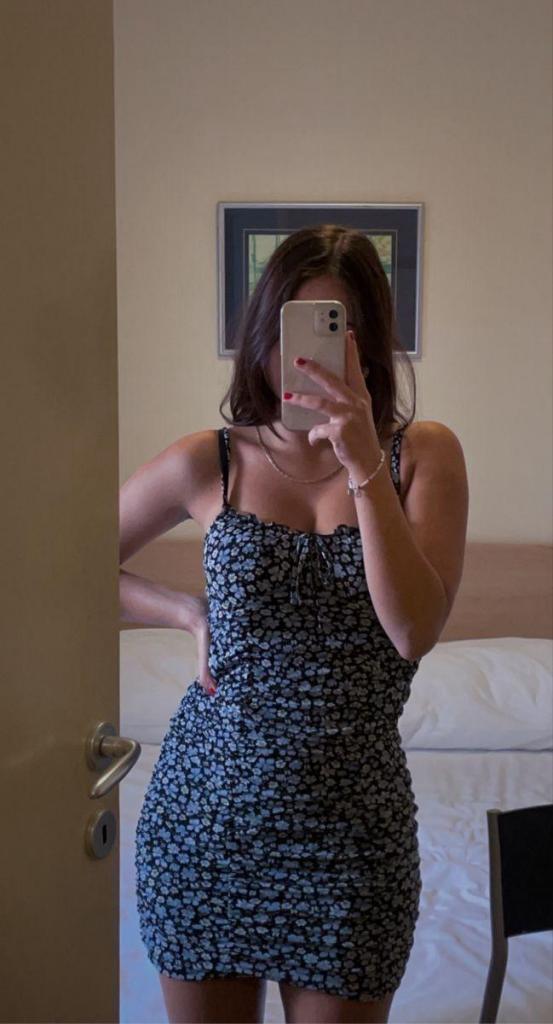 670731495: Chica busca chico en Álava