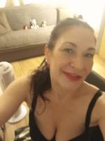 605039743: Chica busca chico en Barcelona