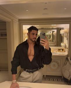 607855219: Chico busca chica en Madrid