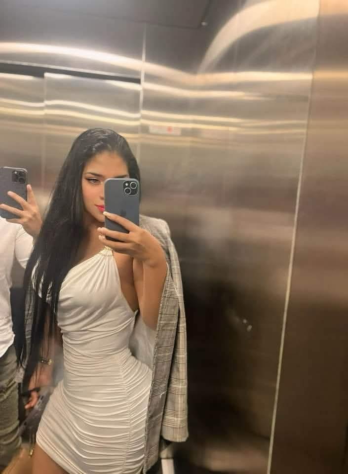 663199140: Chica busca chico en Madrid