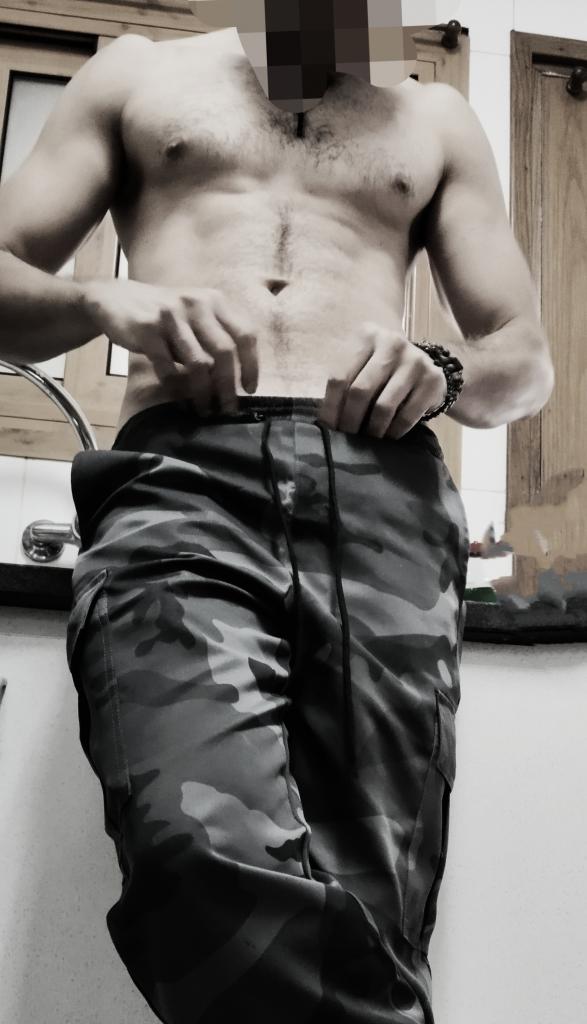 Chico busca chica en Gerona: 