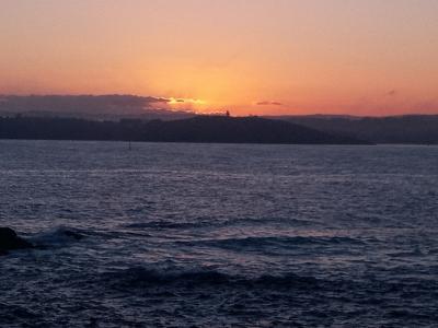 611166113: Chica busca chico en La Coruña