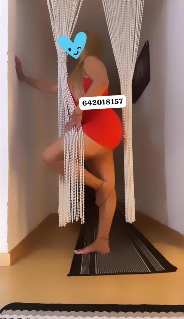 642018157: Chica busca chico en Lérida