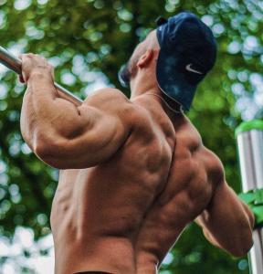 637908522: Chico busca chica en Madrid