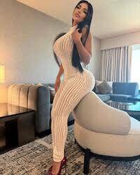 626752596: Chica busca chico en Madrid