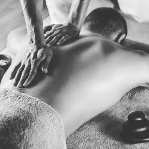 627088175: Chico busca chica en Sevilla