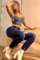 664464494: Chica busca chico en Barcelona