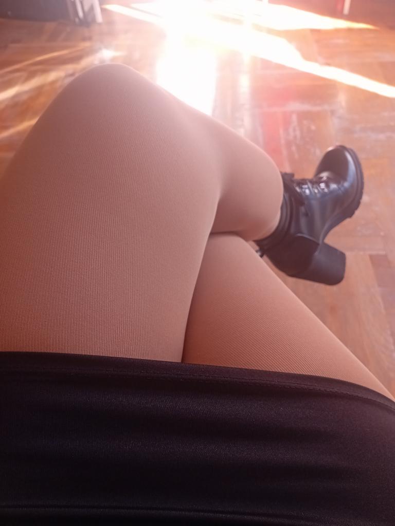 641950289: Chica busca chico en Madrid