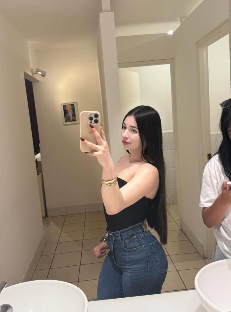 Chica busca chico en Tenerife: 