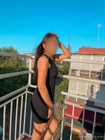 694255564: Chica busca chico en Sevilla