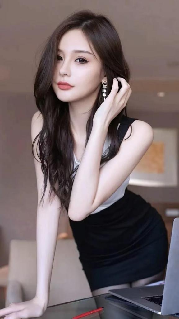 613725934: Chica busca chico en Madrid