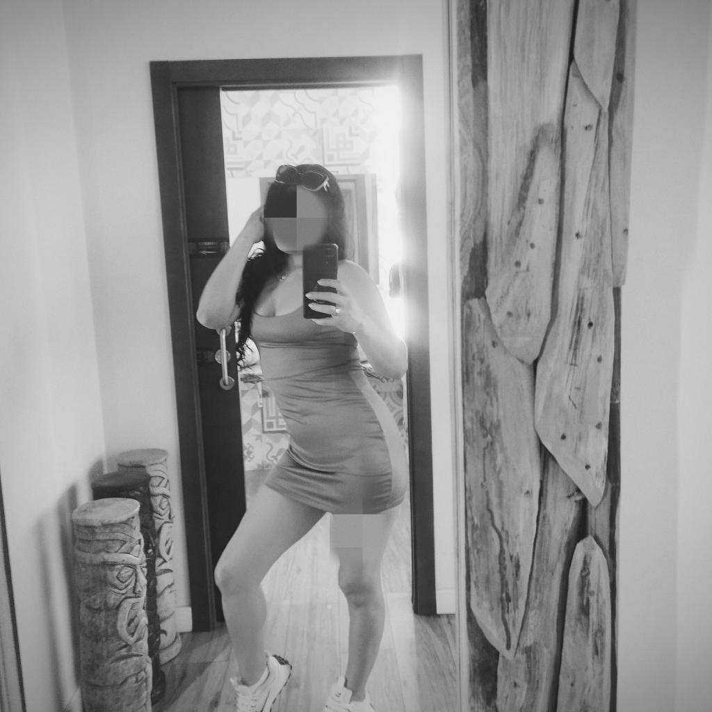 614584243: Chica busca chico en Córdoba