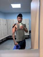 627665831: Chico busca chica en Valencia