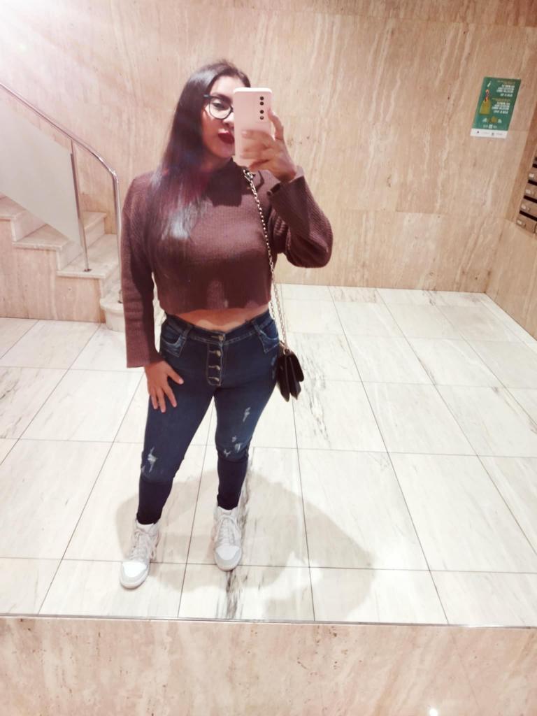 613208323: Chica busca chico en Salamanca