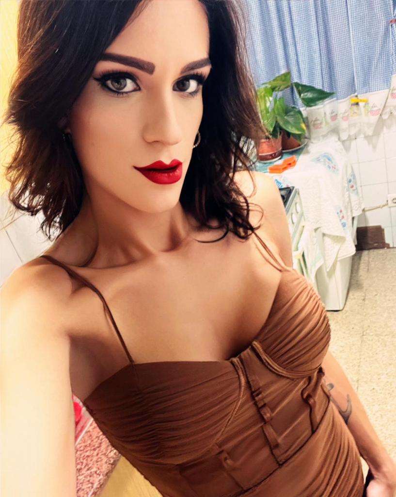 632253962: Travesti en Cantabria