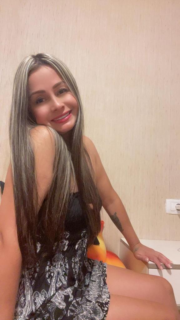 613206530: Chica busca chico en Tenerife