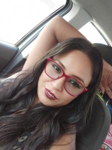 613973841: Chica busca chico en Valencia