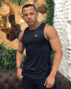 674966448: Chico busca chica en Pontevedra