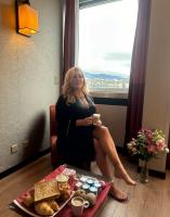 654851421: Chica busca chico en Madrid