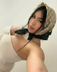 643457305: Chica busca chico en Mallorca