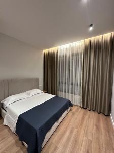 637764050:  en Madrid