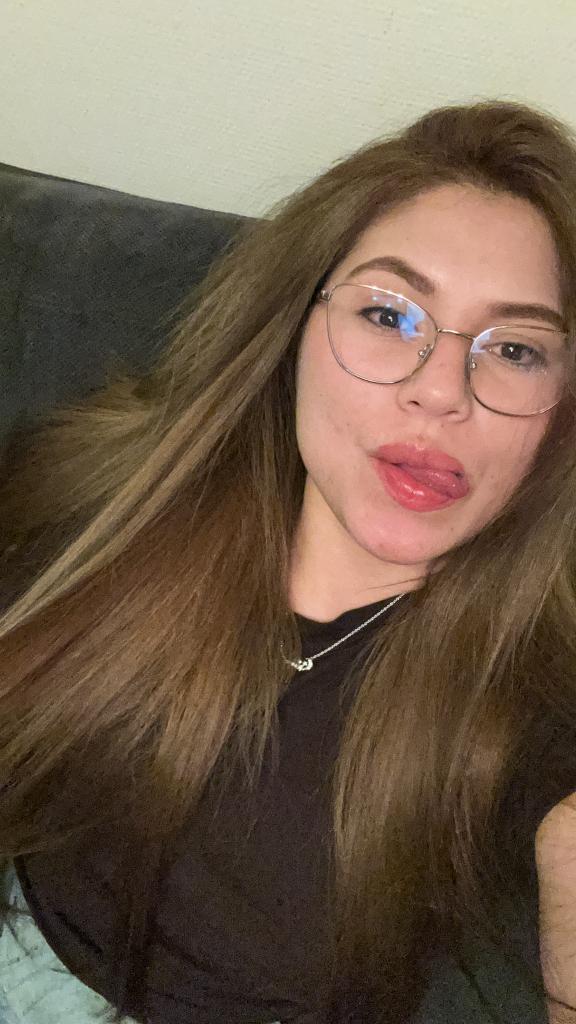 633918338: Chica busca chico en Valladolid