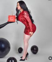 643775582: Chica busca chico en Murcia