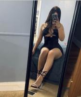 611077259: Chica busca chico en Sevilla