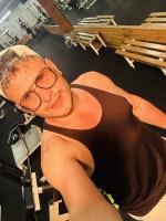 654828536: Chico busca chica en Badajoz